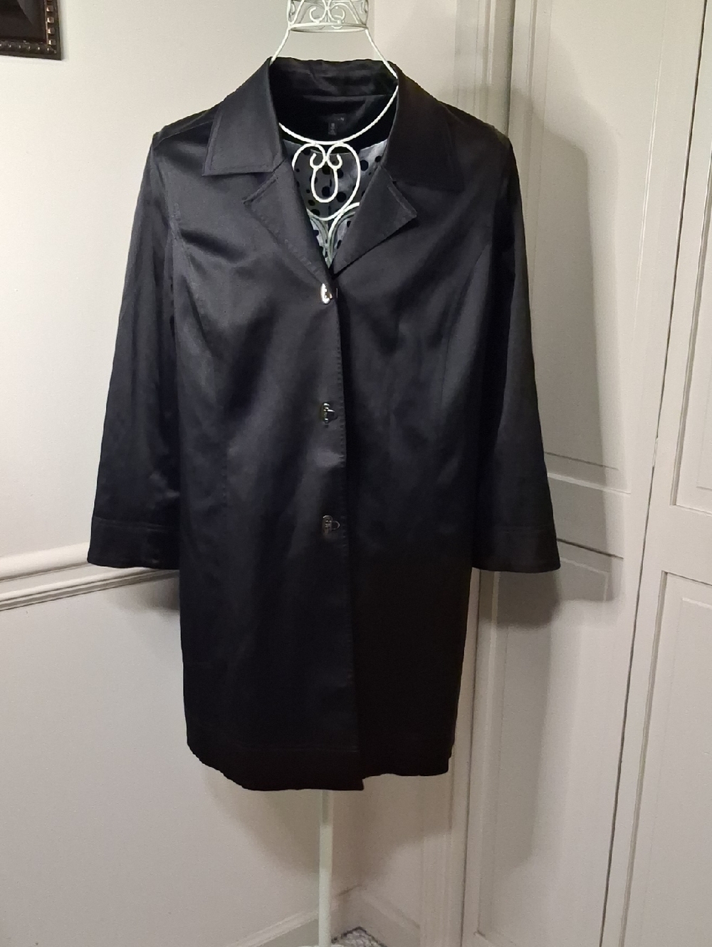 Madison Black Single-Breasted Trench Coat